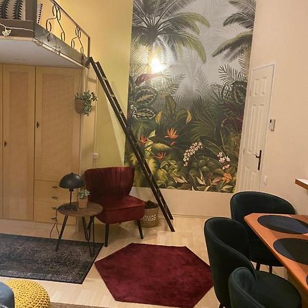 Jungle Story Apartment By Millenaris Park With Free Parking Budapest Eksteriør billede